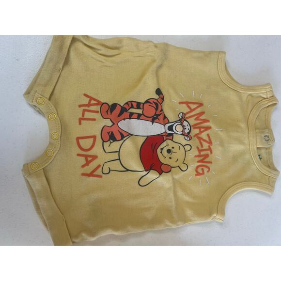 Disney baby Winnie the pooh set 0-3M - Picture 1 of 3